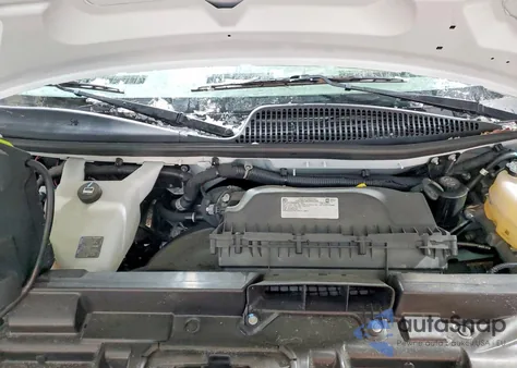 2025 GMC Savan2500 z USA, uszkodzony, nr VIN 1GTW7AFP1S1156402